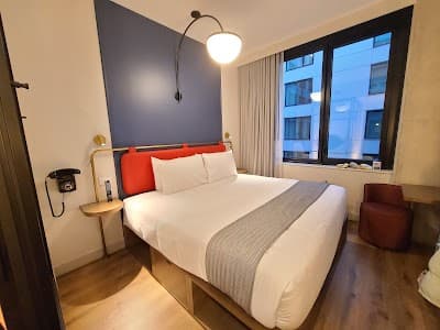 Moxy NYC Lower East Side photo 2