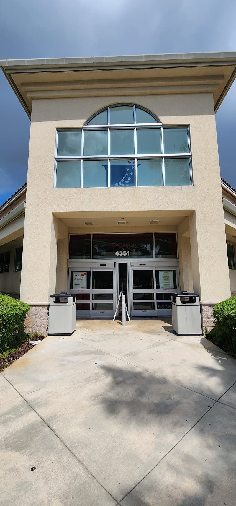 COVID-19 Drive-Thru Testing at Walgreens