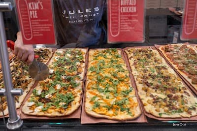 Jules Thin Crust photo 3