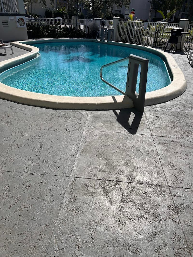 Surf and Sand Seaside photo 3