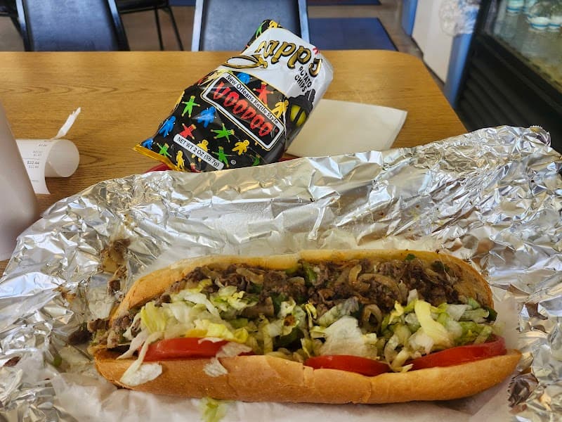 Lou's Giant Subs & Deli photo 3