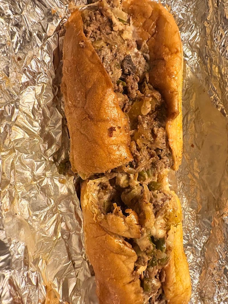 Lou's Giant Subs & Deli photo 5