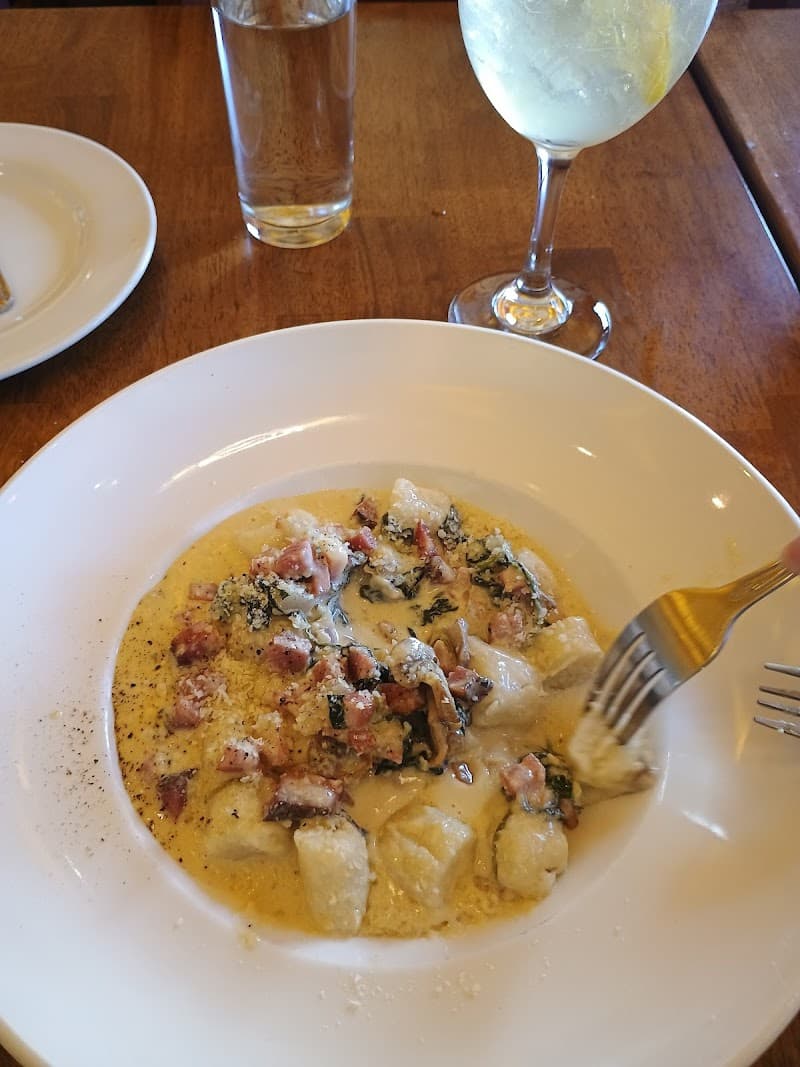 Luisa's Restaurant Wine Bar Since 1959 photo 3