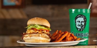 Flanigan's Seafood Bar and Grill photo 2