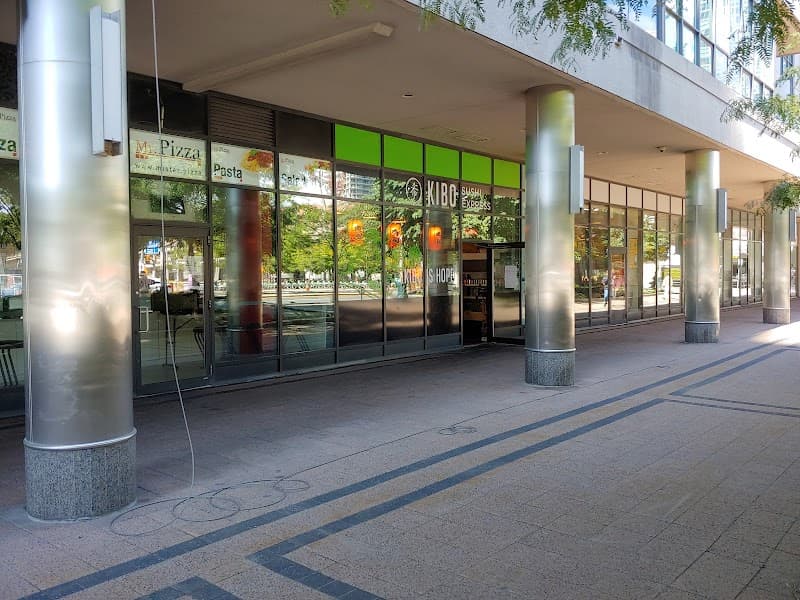 Kibo Sushi House - Yonge