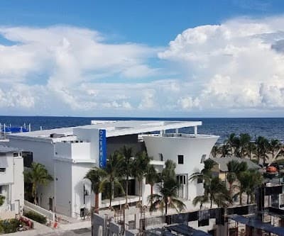 Oceanic at Pompano Beach Pier photo 4