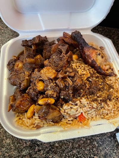 Donna's Caribbean Restaurant photo 2