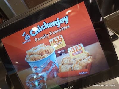 Jollibee Davao Bolton photo 3