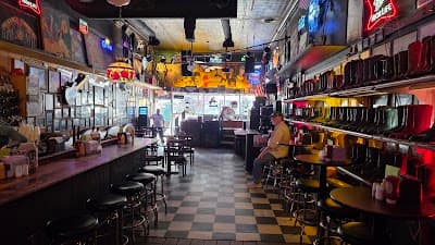 Robert's Western World photo 3