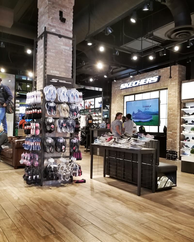 SKECHERS Retail photo 4