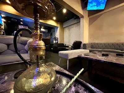 Akasaka Shisha Bar Chills Tokyo