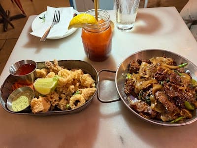 Top Thai 55 Carmine photo 3