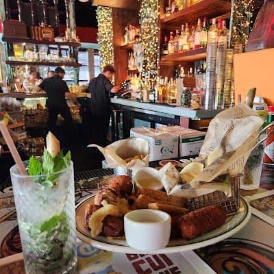 Pembroke Gardens photo 3