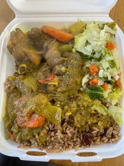 Shanguls Jamaican Restaurant & Juice Bar photo 2